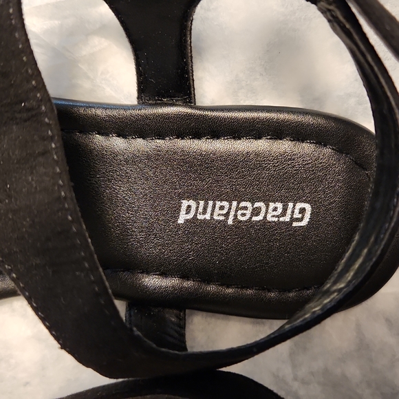 Black Sandals - Picture 3 of 3